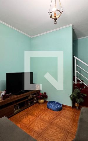 Casa à venda com 200m², 3 quartos e 1 vaga Casa à venda com 200m², 3 quartos e 1 vagaSala