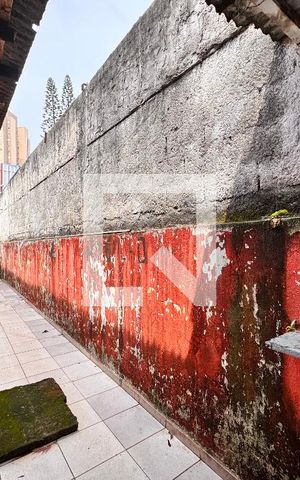 Casa à venda com 200m², 3 quartos e 1 vaga Casa à venda com 200m², 3 quartos e 1 vagaQuintal