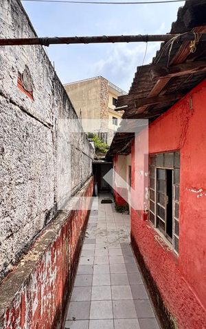 Casa à venda com 200m², 3 quartos e 1 vaga Casa à venda com 200m², 3 quartos e 1 vagaQuintal