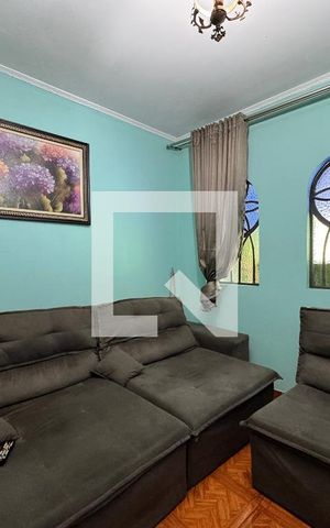 Casa à venda com 200m², 3 quartos e 1 vaga Casa à venda com 200m², 3 quartos e 1 vagaSala