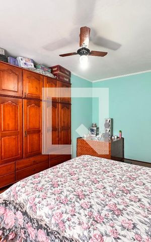 Casa à venda com 200m², 3 quartos e 1 vaga Casa à venda com 200m², 3 quartos e 1 vagaQuarto 1
