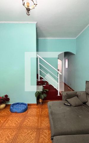Casa à venda com 200m², 3 quartos e 1 vaga Casa à venda com 200m², 3 quartos e 1 vagaSala