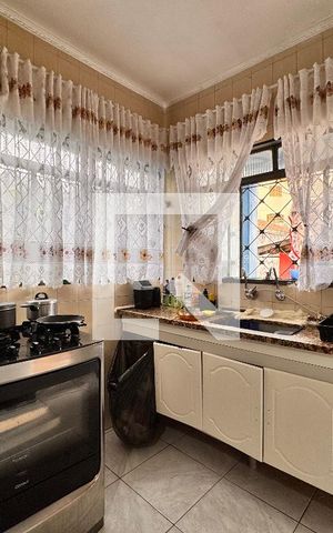 Casa à venda com 200m², 3 quartos e 1 vaga Casa à venda com 200m², 3 quartos e 1 vagaCozinha