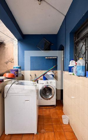 Casa à venda com 200m², 3 quartos e 1 vaga Casa à venda com 200m², 3 quartos e 1 vagaLavanderia