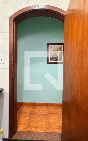 Casa à venda com 200m², 3 quartos e 1 vaga Casa à venda com 200m², 3 quartos e 1 vagaBanheiro 1