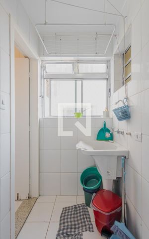 Apartamento à venda com 71m², 3 quartos e 1 vagaÁrea de Serviço