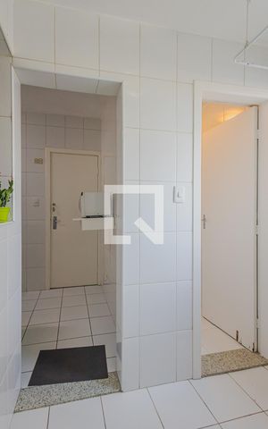 Apartamento à venda com 71m², 3 quartos e 1 vagaÁrea de Serviço