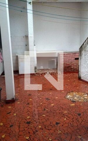 Casa à venda com 180m², 3 quartos e 2 vagas