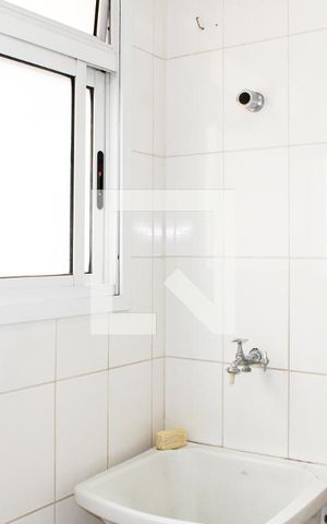 Apartamento à venda com 60m², 2 quartos e 1 vagaÁrea de Serviço