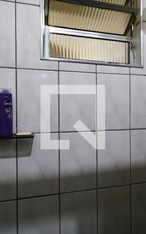Casa à venda com 109m², 3 quartos e 3 vagasBanheiro Social - Box