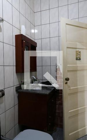 Casa à venda com 109m², 3 quartos e 3 vagasBanheiro Social