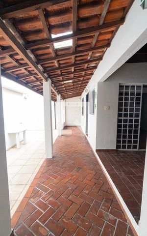 Casa para alugar com 360m², 3 quartos e 5 vagasLavanderia