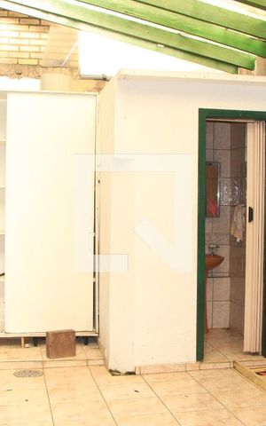 Casa à venda com 300m², 4 quartos e 2 vagasÁrea de Serviço