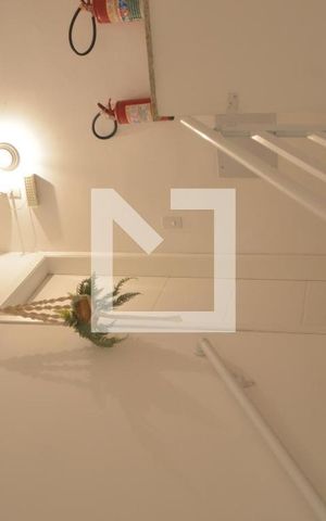 Apartamento à venda com 140m², 2 quartos e 2 vagasEscada