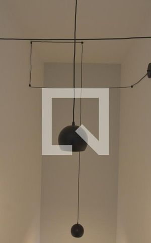 Apartamento à venda com 140m², 2 quartos e 2 vagasEscada