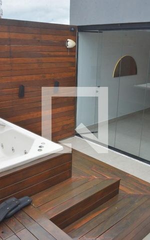 Apartamento à venda com 140m², 2 quartos e 2 vagasBanheira