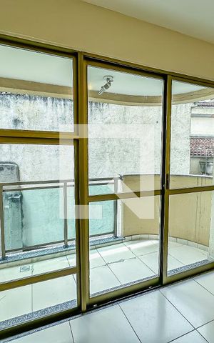 Apartamento à venda com 45m², 1 quarto e sem vaga Apartamento à venda com 45m², 1 quarto e sem vagaSala