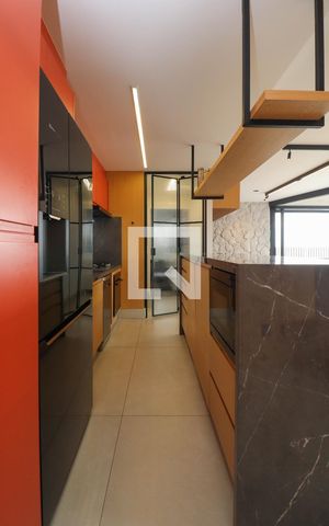 Apartamento à venda com 150m², 3 quartos e 2 vagas Apartamento à venda com 150m², 3 quartos e 2 vagasCozinha