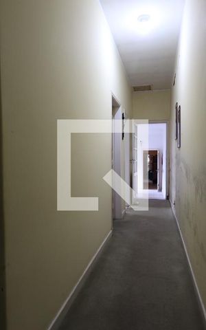Casa à venda com 350m², 3 quartos e 1 vagaCorredor