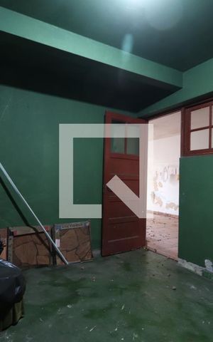 Casa à venda com 350m², 3 quartos e 1 vagaQuarto de Serviço 1