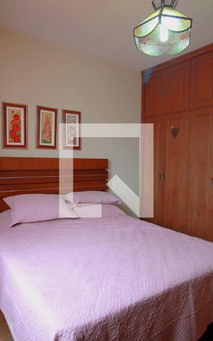 Casa à venda com 330m², 4 quartos e 3 vagasQuarto 4