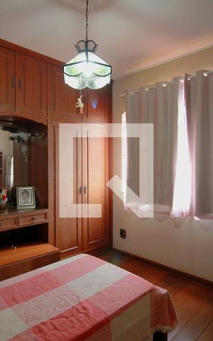 Casa à venda com 330m², 4 quartos e 3 vagasQuarto 2
