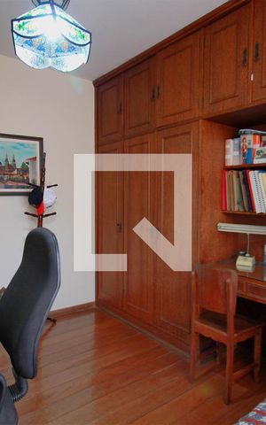 Casa à venda com 330m², 4 quartos e 3 vagasQuarto 3