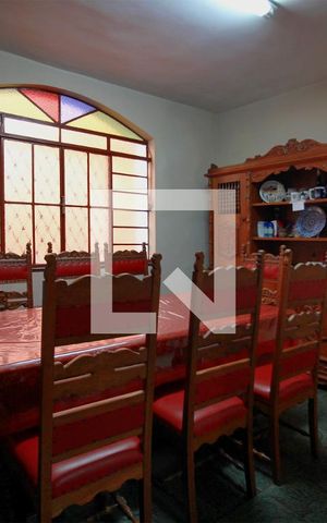Casa à venda com 330m², 4 quartos e 3 vagasSala de Jantar