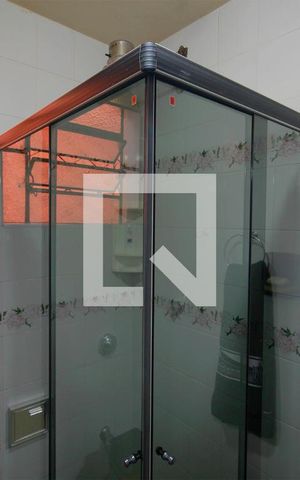 Casa à venda com 330m², 4 quartos e 3 vagasBanheiro 2