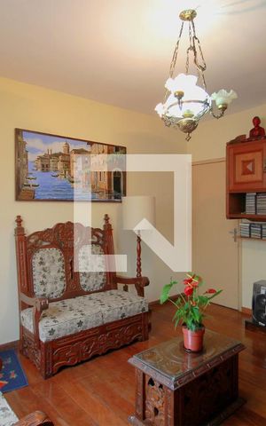 Casa à venda com 330m², 4 quartos e 3 vagasSala