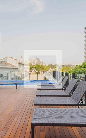 Apartamento à venda com 28m², 1 quarto e sem vagaPiscina