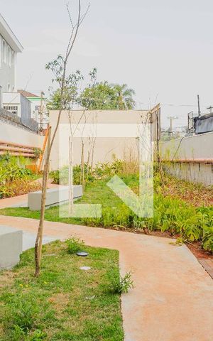 Apartamento à venda com 28m², 1 quarto e sem vagaÁrea comum