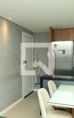 Apartamento à venda com 42m², 2 quartos e 1 vagaSala