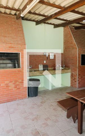 Apartamento à venda com 59m², 2 quartos e sem vaga Apartamento à venda com 59m², 2 quartos e sem vagaÁrea comum - Churrasqueira