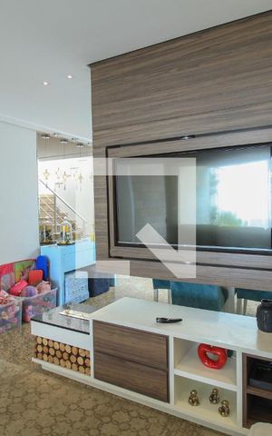Casa à venda com 146m², 3 quartos e 3 vagas Casa à venda com 146m², 3 quartos e 3 vagasSala