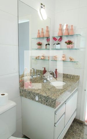 Casa à venda com 146m², 3 quartos e 3 vagas Casa à venda com 146m², 3 quartos e 3 vagasBanheiro/Quarto 3