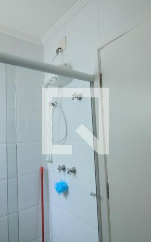 Casa à venda com 146m², 3 quartos e 3 vagas Casa à venda com 146m², 3 quartos e 3 vagasBanheiro/Quarto 2