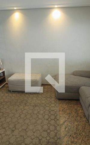 Casa à venda com 146m², 3 quartos e 3 vagas Casa à venda com 146m², 3 quartos e 3 vagasSala