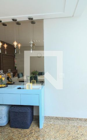 Casa à venda com 146m², 3 quartos e 3 vagas Casa à venda com 146m², 3 quartos e 3 vagasSala jantar