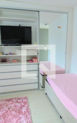 Casa à venda com 146m², 3 quartos e 3 vagas Casa à venda com 146m², 3 quartos e 3 vagasQuarto 3