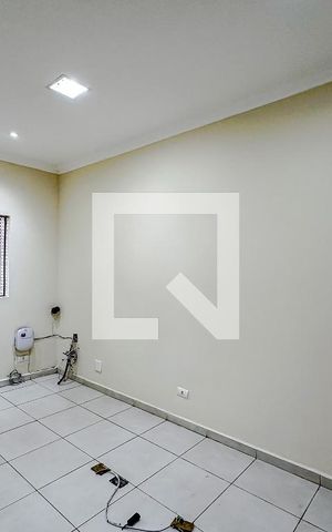 Casa à venda com 80m², 2 quartos e sem vagaSala