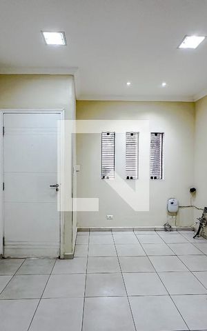 Casa à venda com 80m², 2 quartos e sem vagaSala