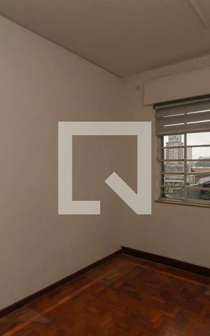 Casa à venda com 313m², 4 quartos e 3 vagas Casa à venda com 313m², 4 quartos e 3 vagasQuarto 2