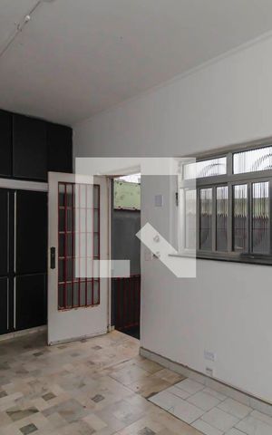 Casa à venda com 313m², 4 quartos e 3 vagas Casa à venda com 313m², 4 quartos e 3 vagasCozinha