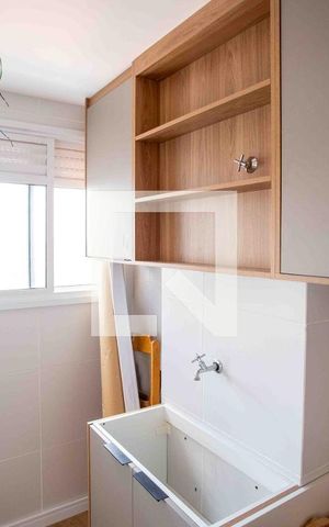 Apartamento à venda com 45m², 2 quartos e 1 vagaÁrea de Serviço