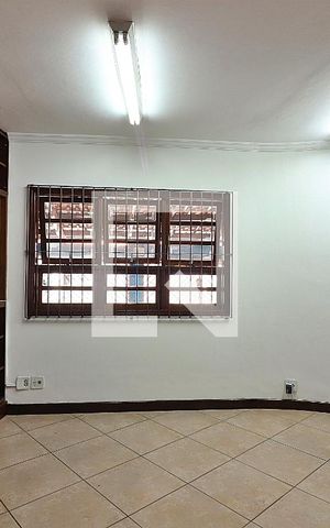 Casa à venda com 350m², 5 quartos e 5 vagasSala
