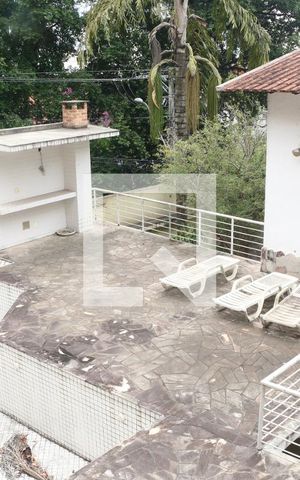Casa para alugar com 350m², 4 quartos e 4 vagasÁrea Externa