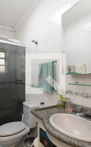 Casa para alugar com 152m², 4 quartos e 3 vagas Casa para alugar com 152m², 4 quartos e 3 vagasBanheiro Social 2 ( casa 2)