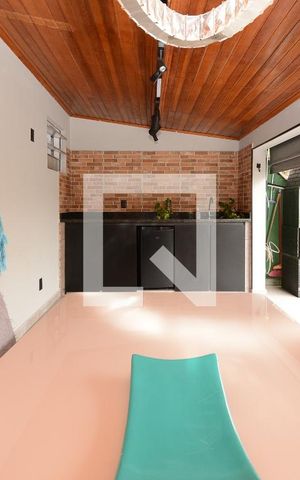 Casa para alugar com 152m², 4 quartos e 3 vagas Casa para alugar com 152m², 4 quartos e 3 vagasSala de jantar ( Casa 2 )