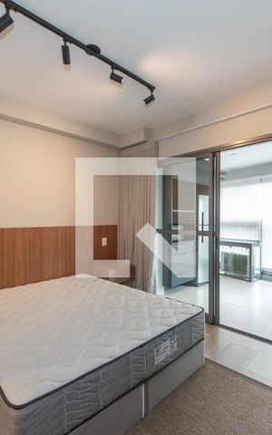 Studio à venda com 32m², 1 quarto e sem vaga Studio à venda com 32m², 1 quarto e sem vagaQuarto